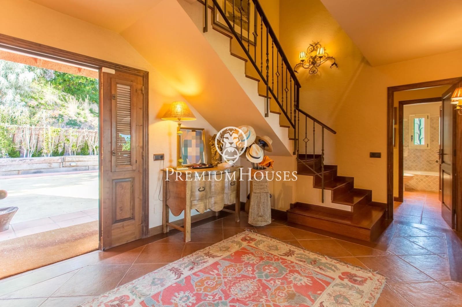 Villa/Maison de 5 chambres à louer à Sant Andreu de Llavaneres avec piscine garage - 4 800 € (Ref: 9243397)