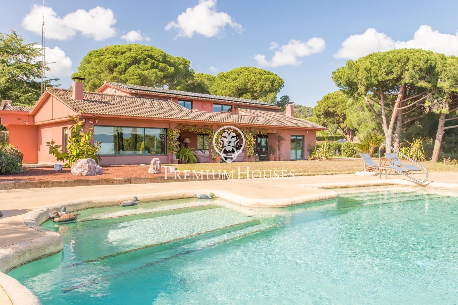 Villa/Maison de 5 chambres à louer à Sant Andreu de Llavaneres avec piscine garage - 4 800 € (Ref: 9243397)