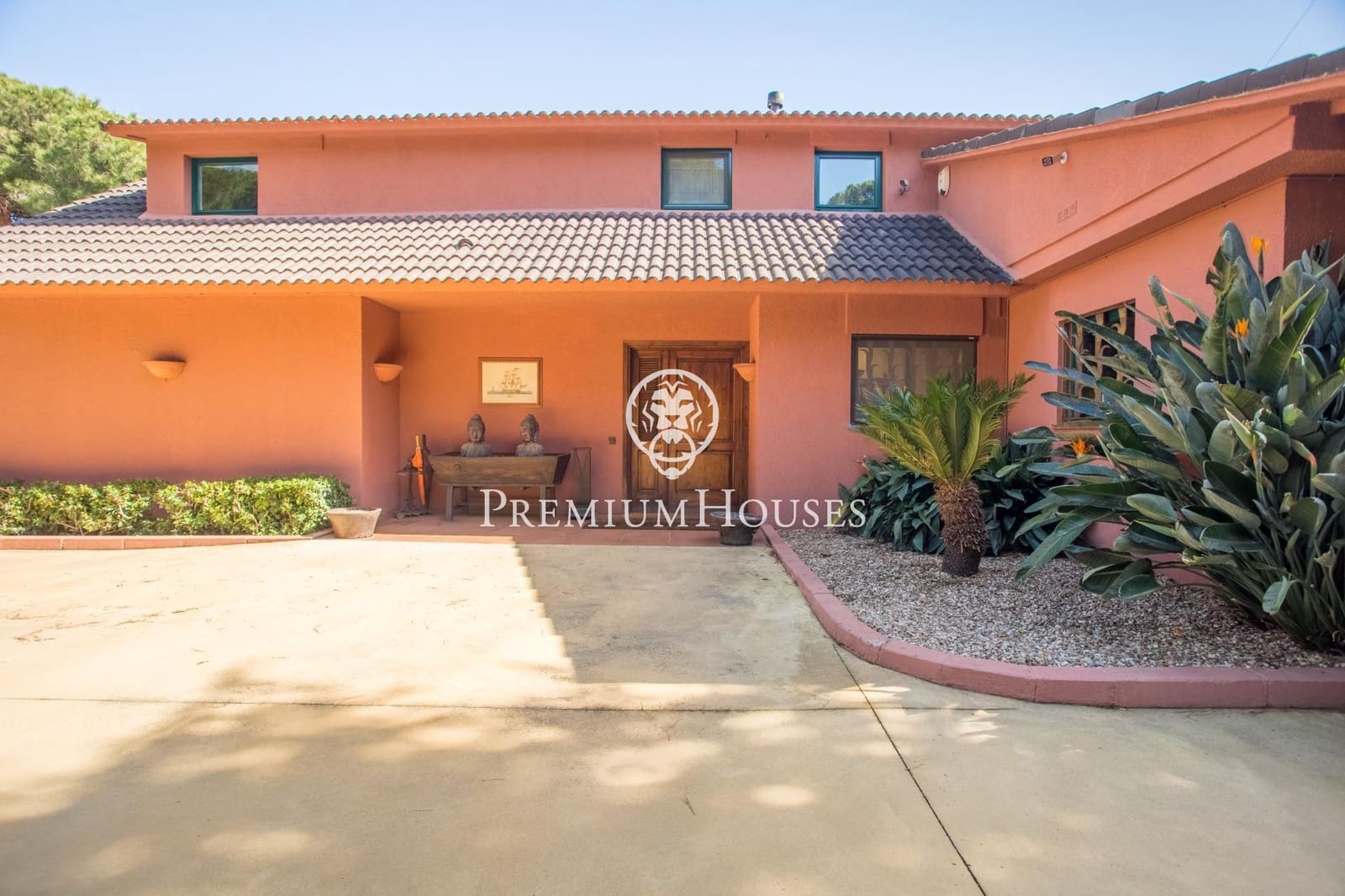 Villa/Maison de 5 chambres à louer à Sant Andreu de Llavaneres avec piscine garage - 4 800 € (Ref: 9243397)