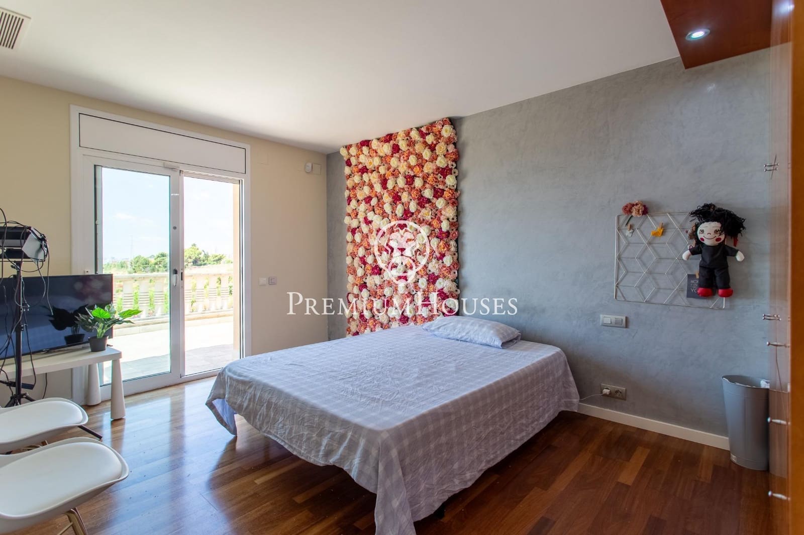 7 bedroom Villa for sale in Alella with pool - € 2,670,000 (Ref: 9247291)