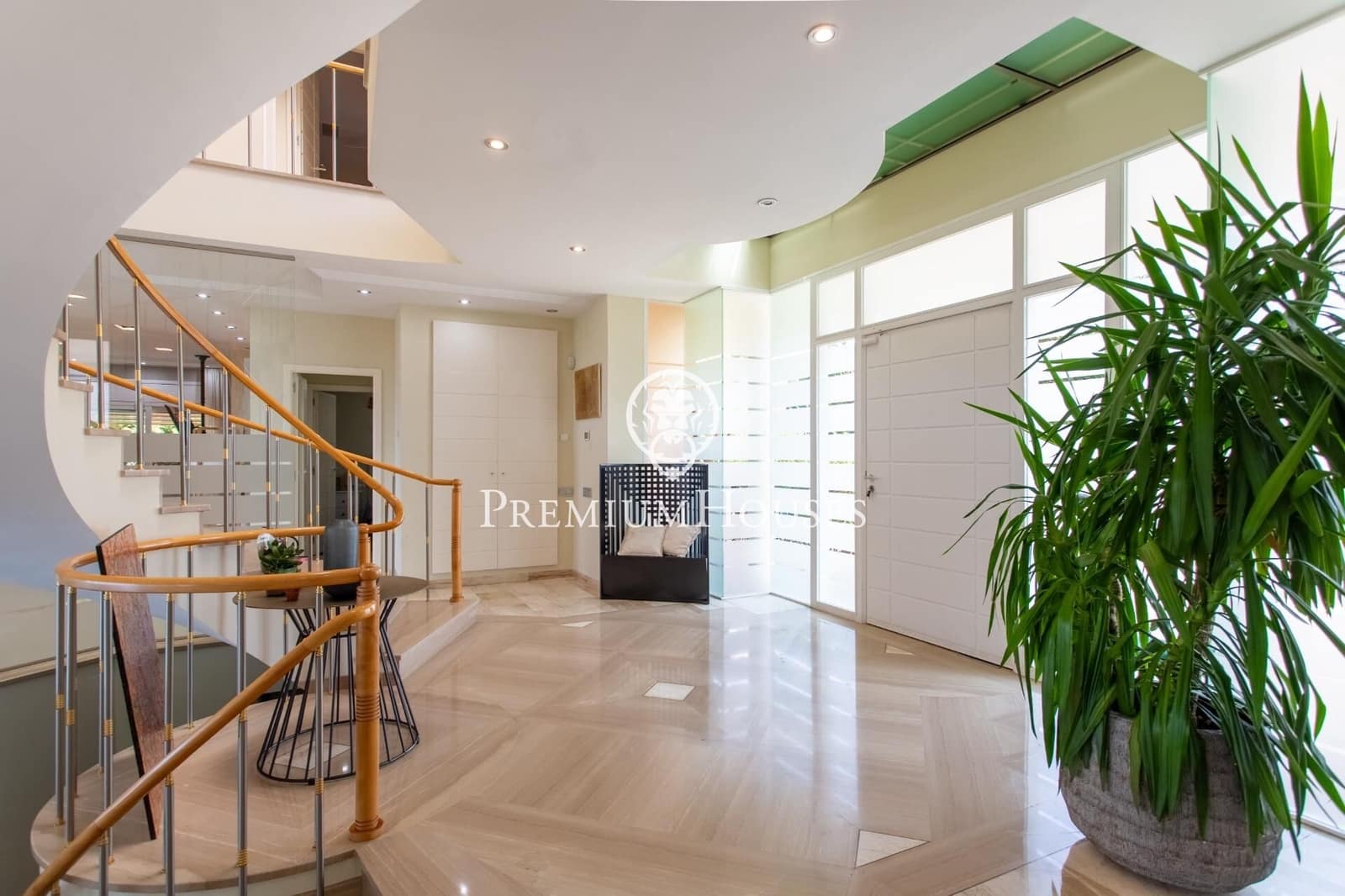 7 bedroom Villa for sale in Alella with pool - € 2,670,000 (Ref: 9247291)