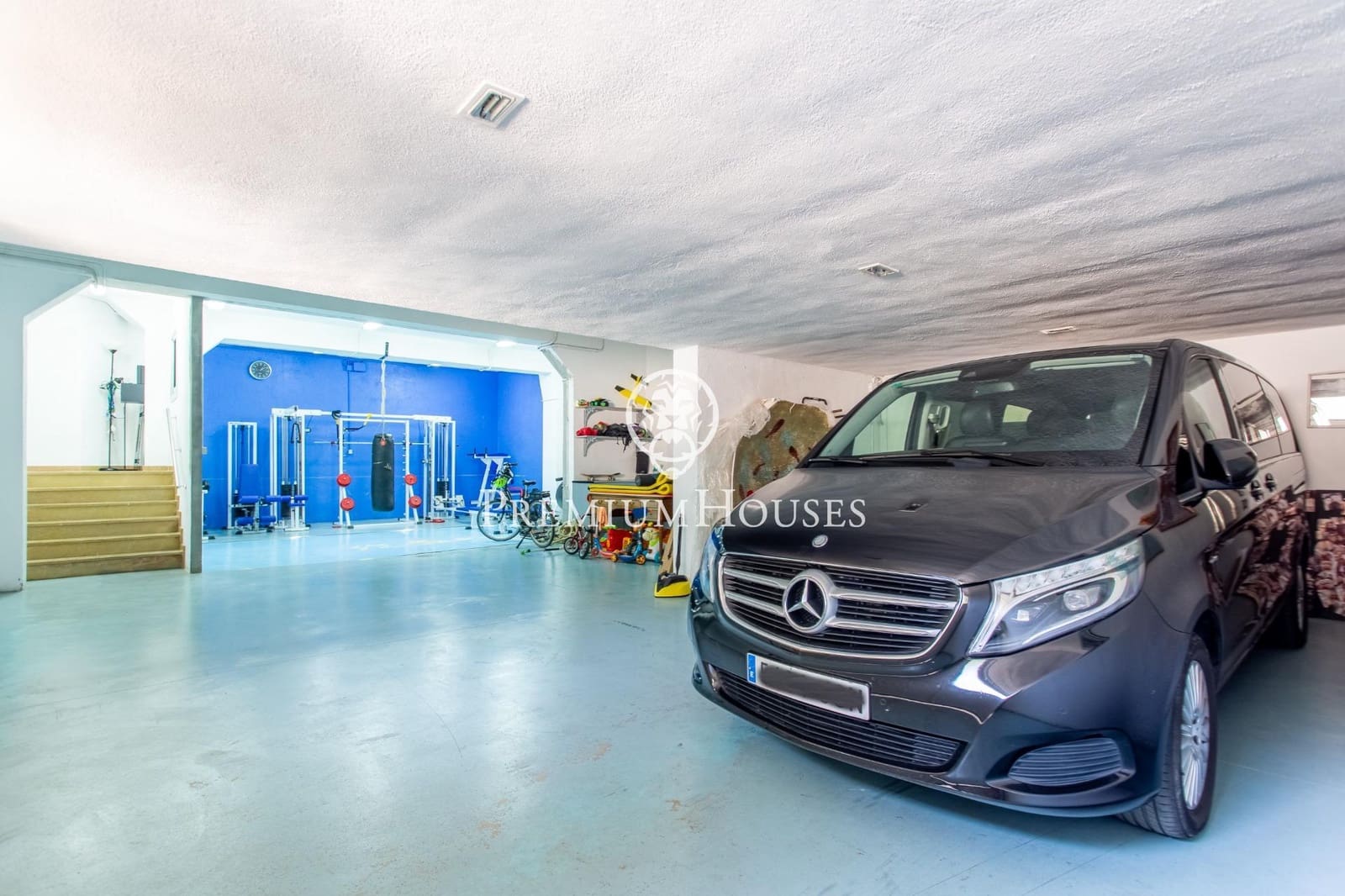 7 bedroom Villa for sale in Alella with pool - € 2,670,000 (Ref: 9247291)