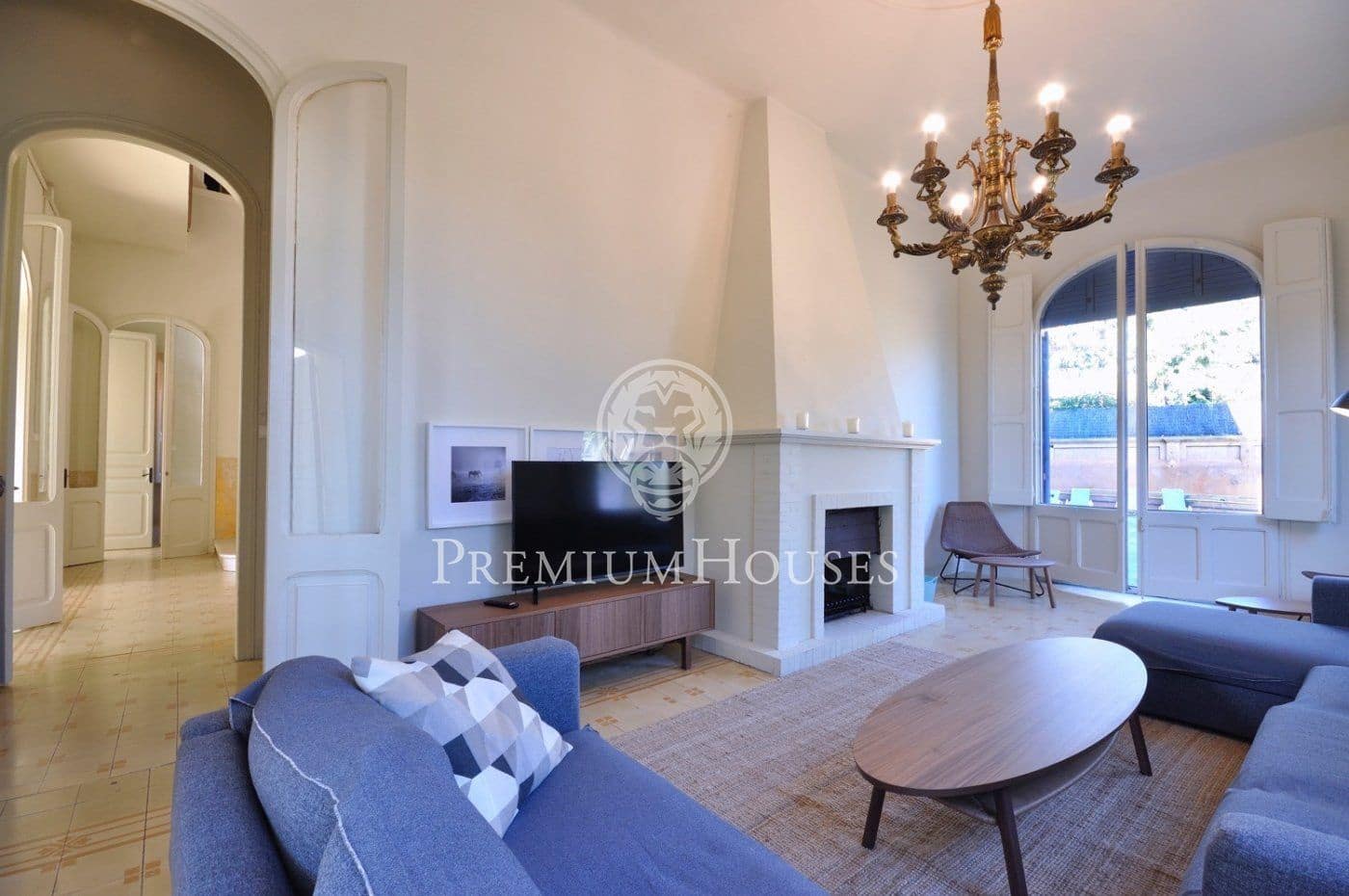 11 soverom Villa til salgs i El Masnou med garasje - € 2 500 000 (Ref: 9247292)