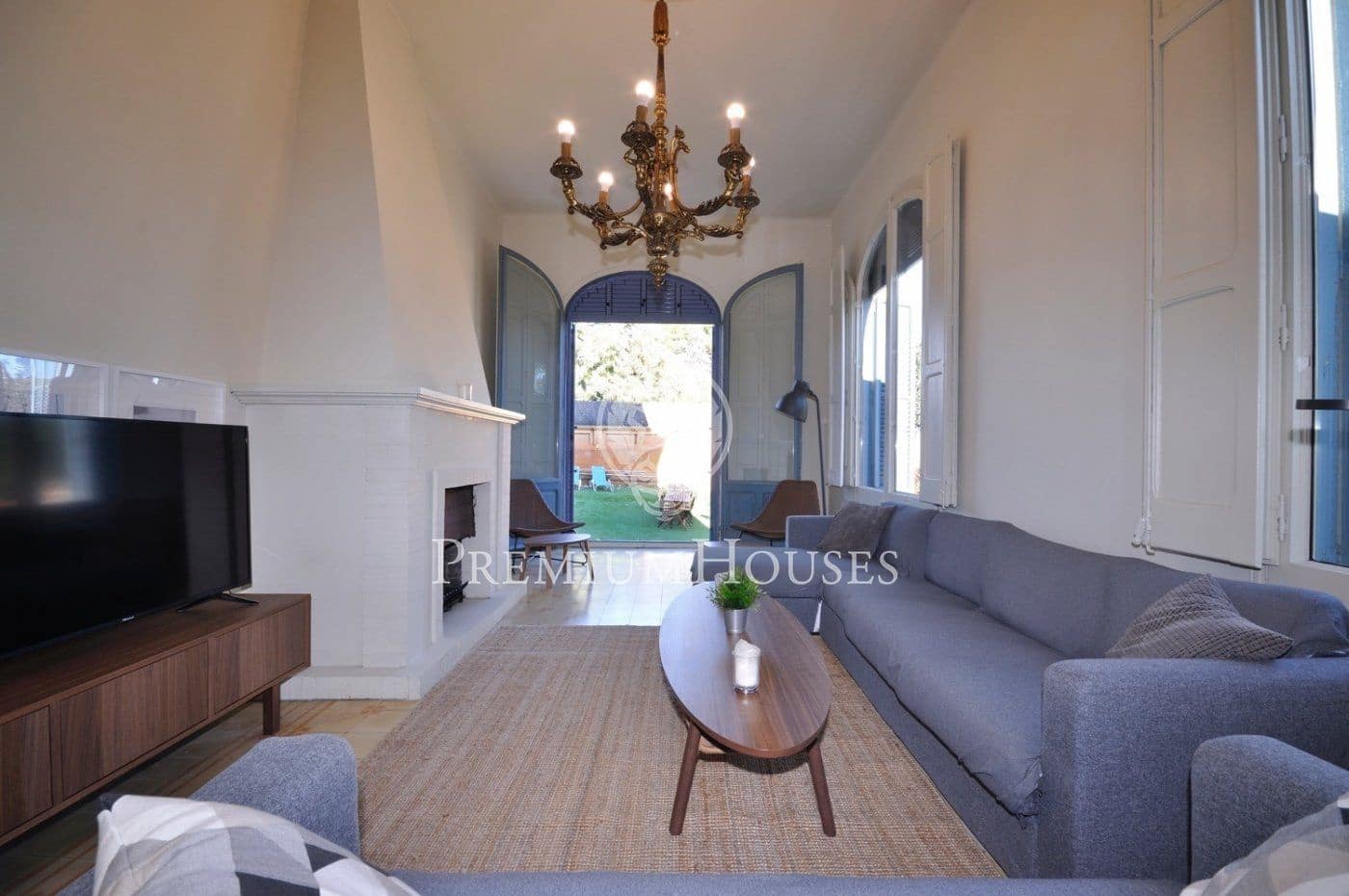 11 soverom Villa til salgs i El Masnou med garasje - € 2 500 000 (Ref: 9247292)