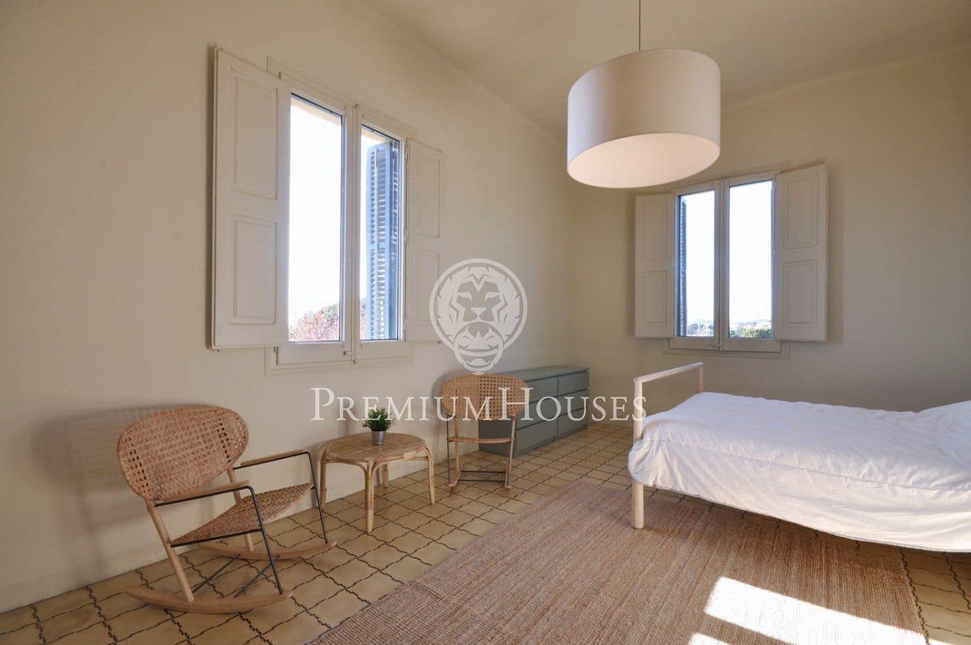 11 soverom Villa til salgs i El Masnou med garasje - € 2 500 000 (Ref: 9247292)