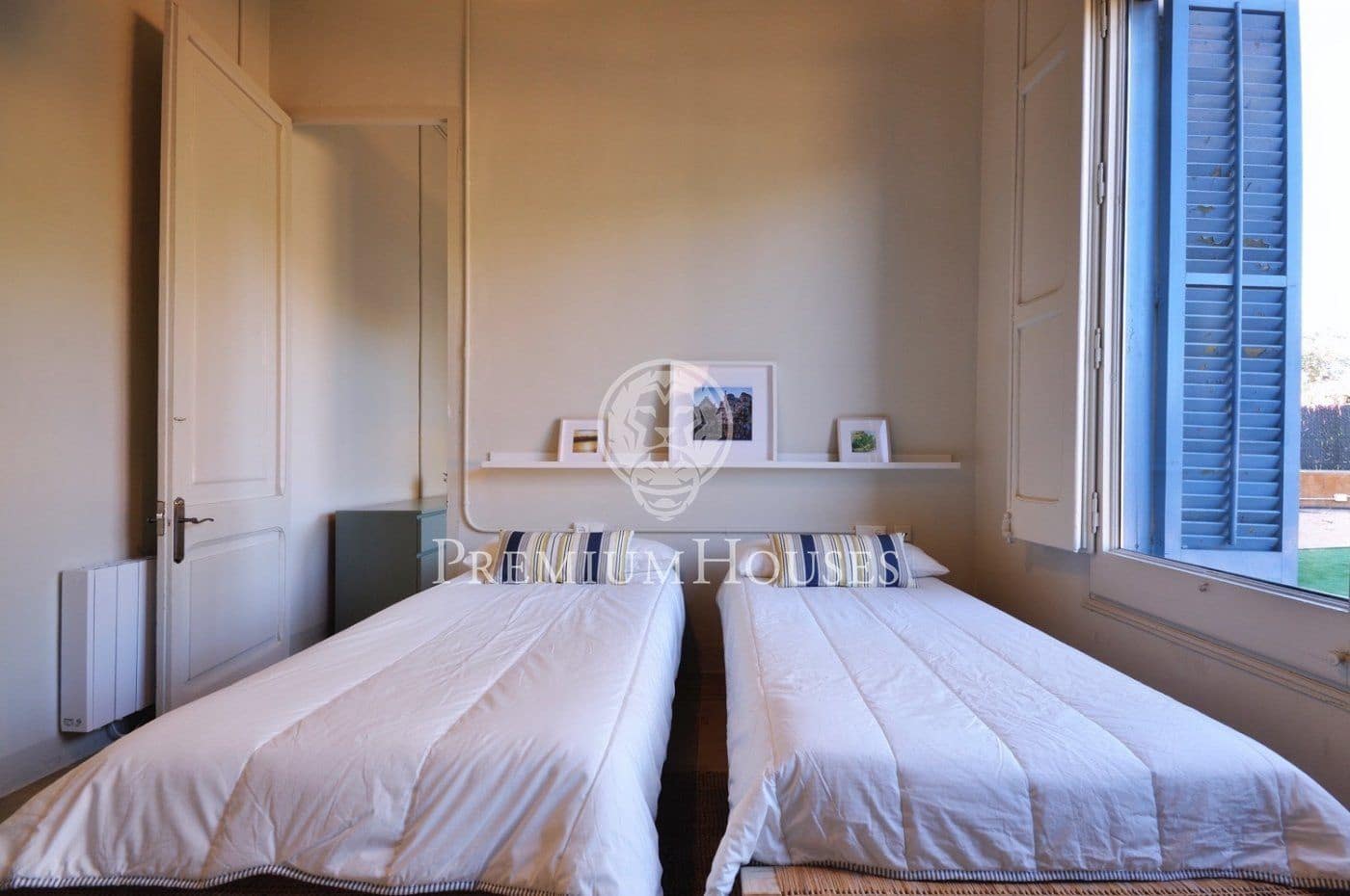 11 soverom Villa til salgs i El Masnou med garasje - € 2 500 000 (Ref: 9247292)