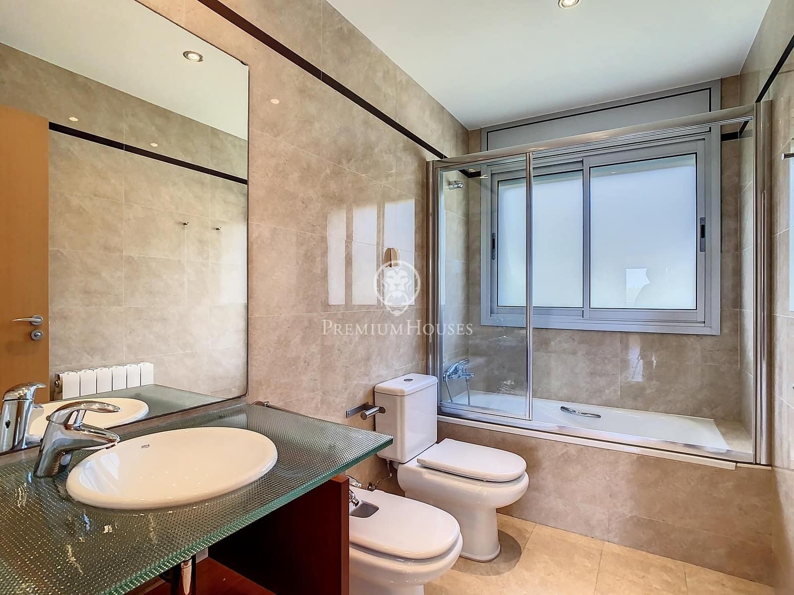 4 soveværelse Rækkehus til salg i Arenys de Munt med swimmingpool - € 720.000 (Ref: 9252423)