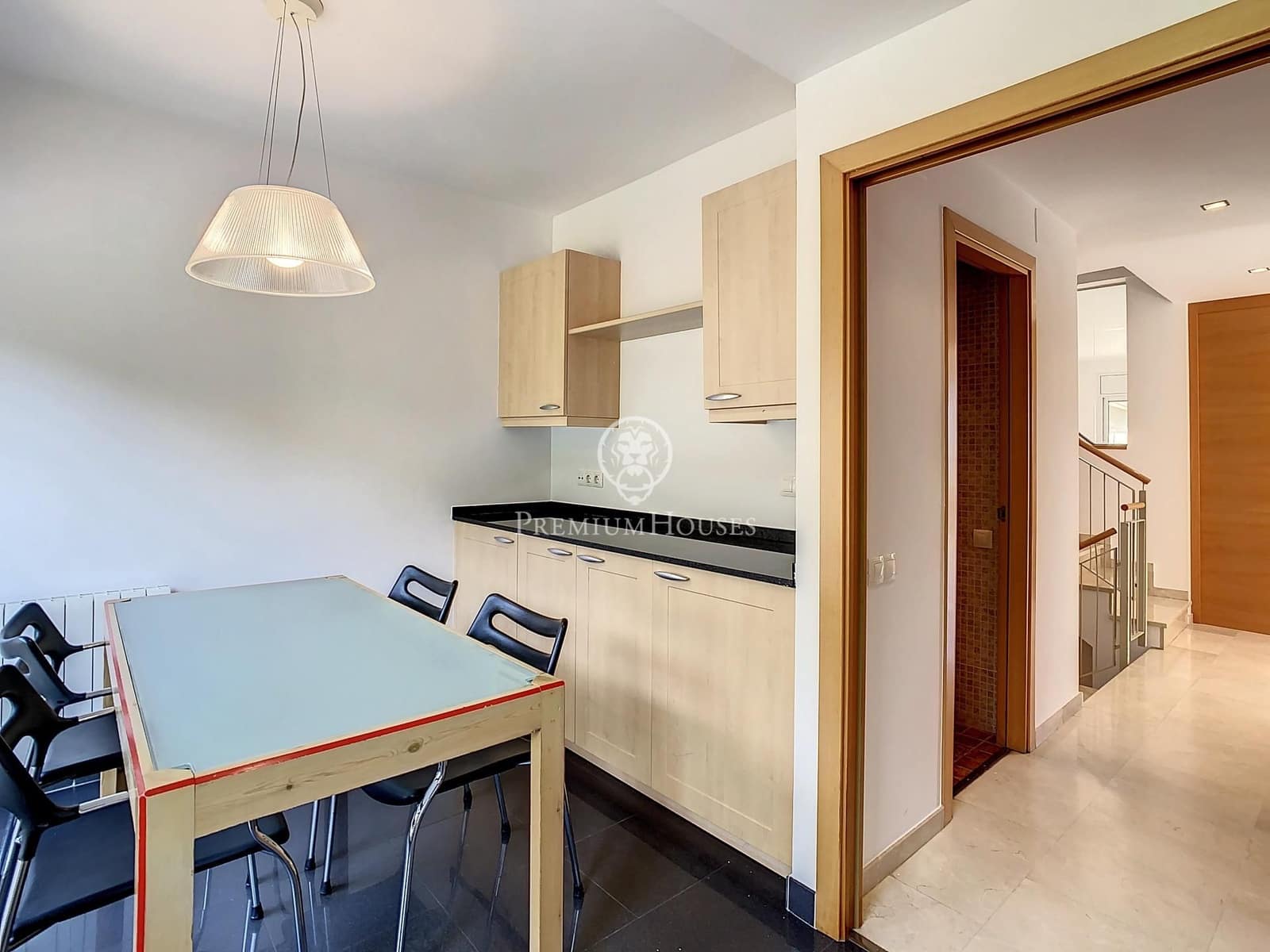 4 soveværelse Rækkehus til salg i Arenys de Munt med swimmingpool - € 720.000 (Ref: 9252423)