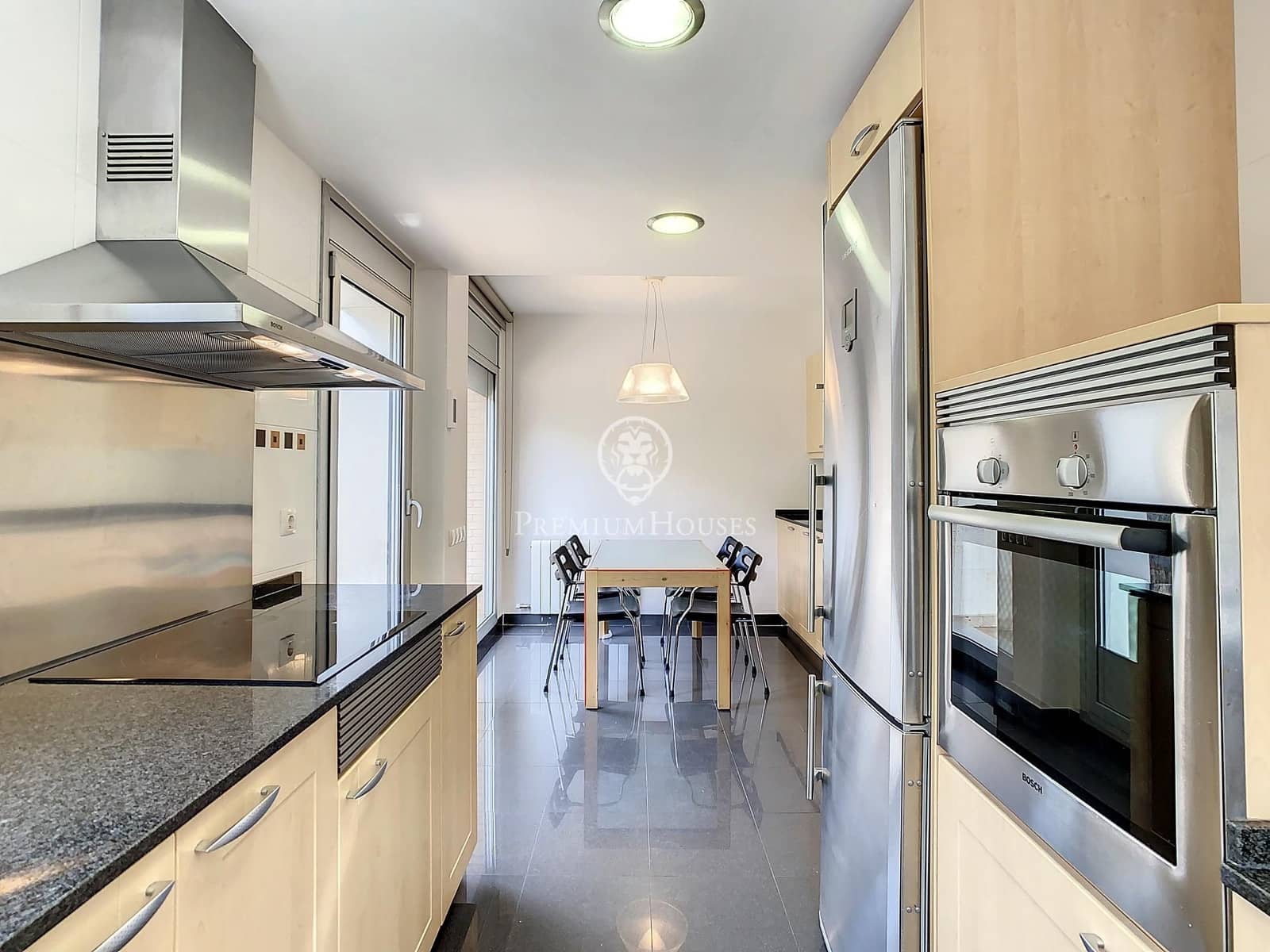 4 soveværelse Rækkehus til salg i Arenys de Munt med swimmingpool - € 720.000 (Ref: 9252423)