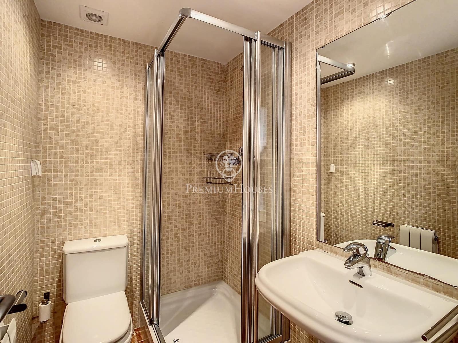 4 soveværelse Rækkehus til salg i Arenys de Munt med swimmingpool - € 720.000 (Ref: 9252423)