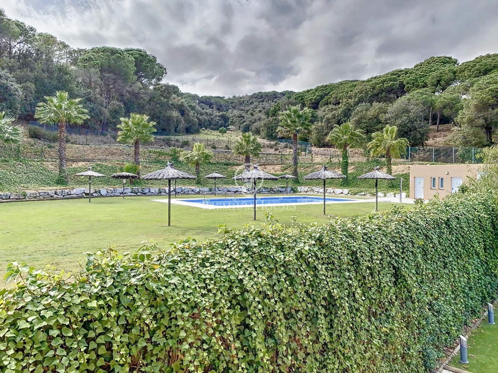 4 soveværelse Rækkehus til salg i Arenys de Munt med swimmingpool - € 720.000 (Ref: 9252423)