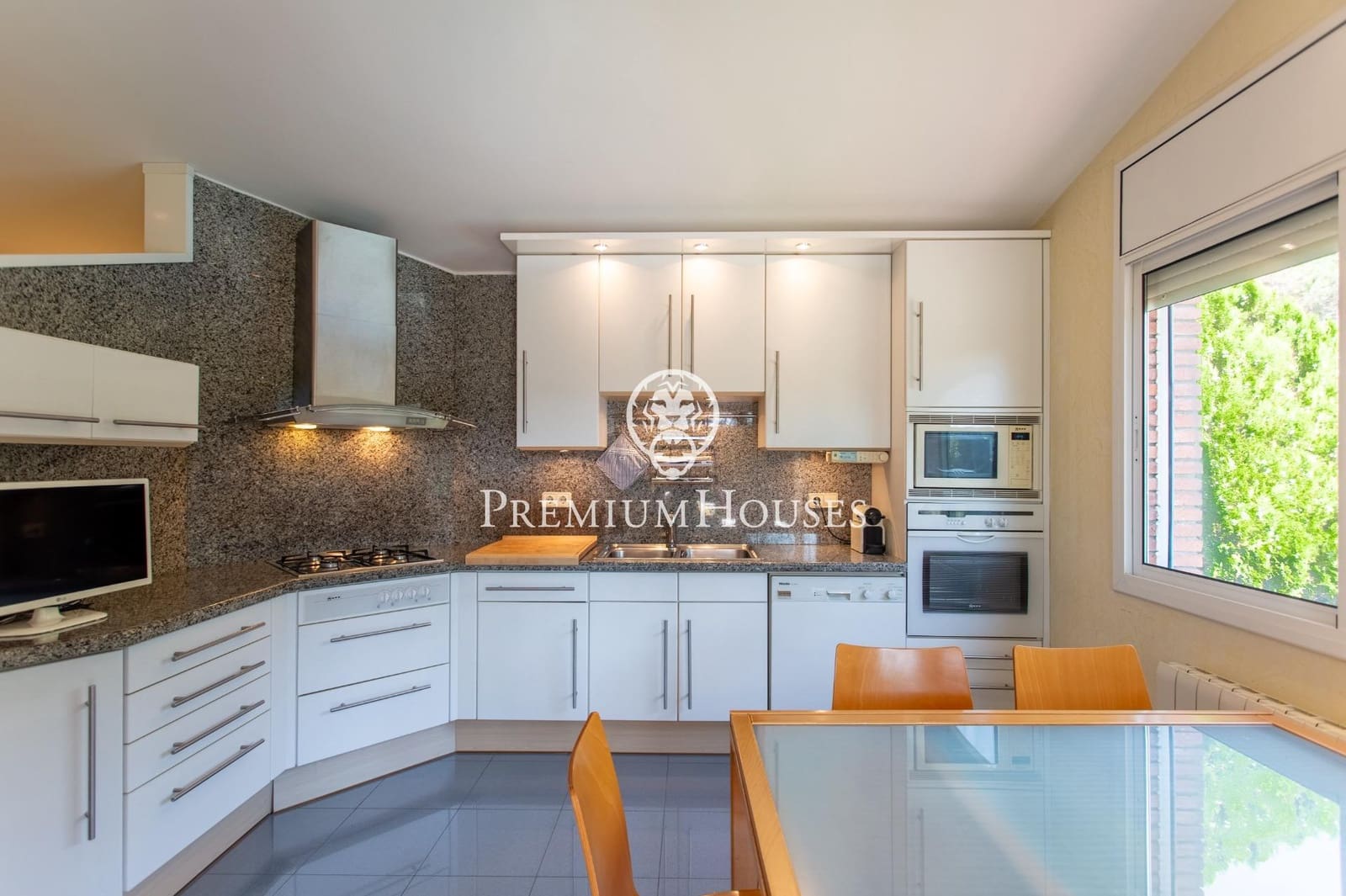 5 soverom Villa til salgs i Sant Andreu de Llavaneres med svømmebasseng garasje - € 1 290 000 (Ref: 9252425)