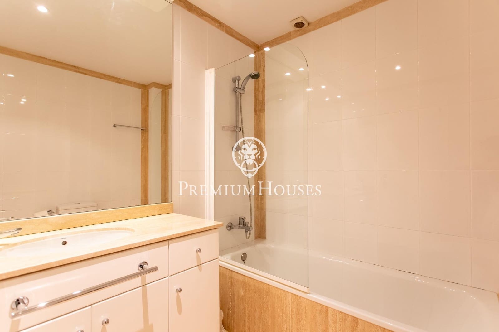 5 soverom Villa til salgs i Sant Andreu de Llavaneres med svømmebasseng garasje - € 1 290 000 (Ref: 9252425)