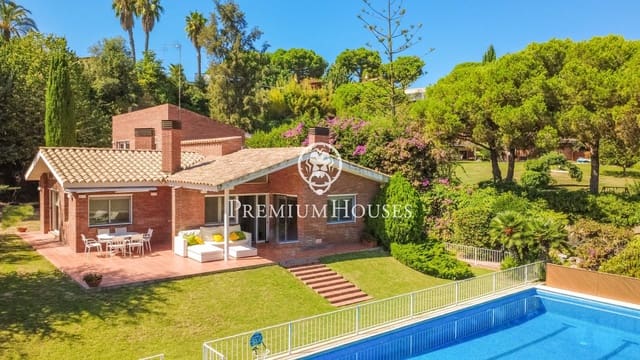 5 soverom Villa til salgs i Sant Andreu de Llavaneres med svømmebasseng garasje - € 1 290 000 (Ref: 9252425)