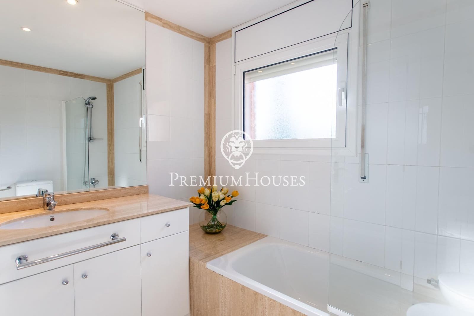 5 soverom Villa til salgs i Sant Andreu de Llavaneres med svømmebasseng garasje - € 1 290 000 (Ref: 9252425)