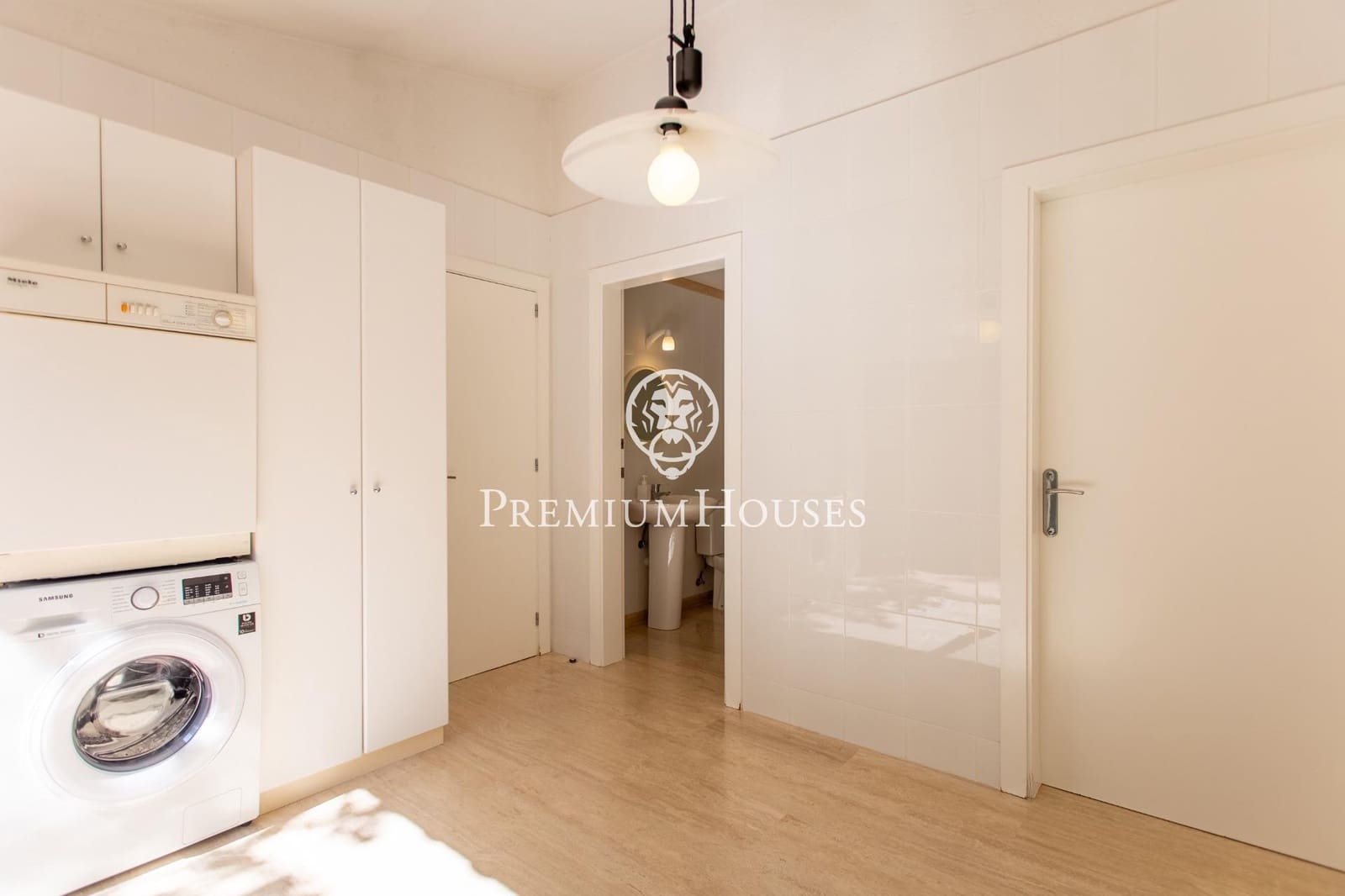 5 soverom Villa til salgs i Sant Andreu de Llavaneres med svømmebasseng garasje - € 1 290 000 (Ref: 9252425)