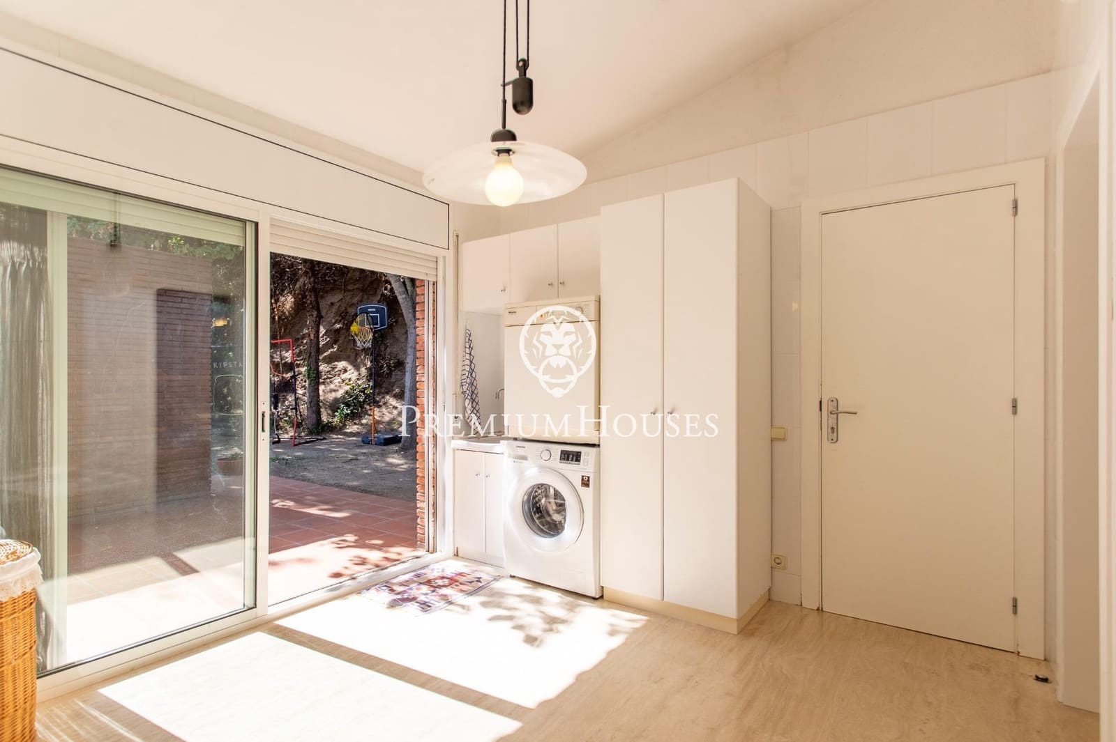 5 soverom Villa til salgs i Sant Andreu de Llavaneres med svømmebasseng garasje - € 1 290 000 (Ref: 9252425)