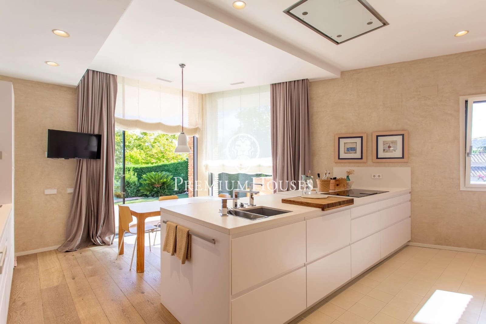 6 soveværelse Villa til salg i Alella med garage - € 2.800.000 (Ref: 9252426)