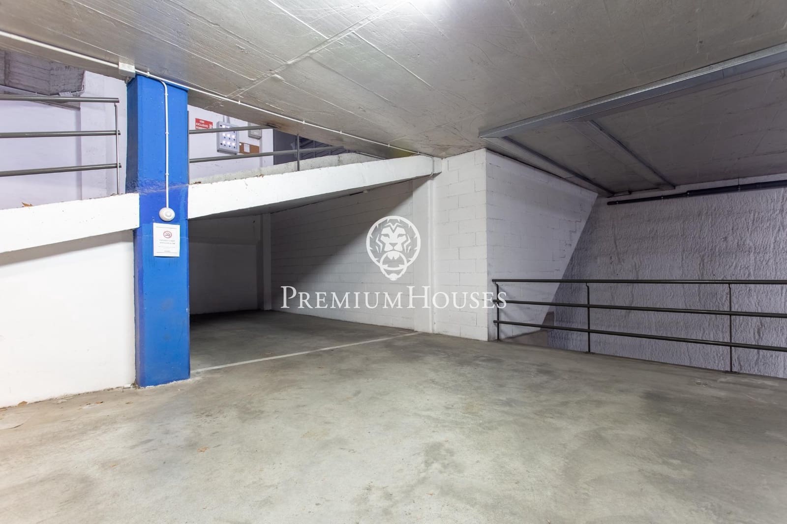 5 makuuhuone Omakotitalo myytävänä paikassa Mataro mukana 
autotalli - 1 300 000 € (Ref: 9264495)