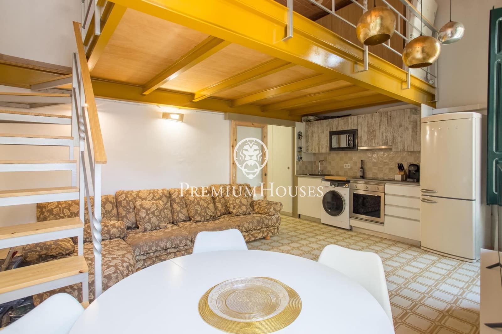 6 soveværelse Erhverv til salg i Canet de Mar - € 720.000 (Ref: 9264496)