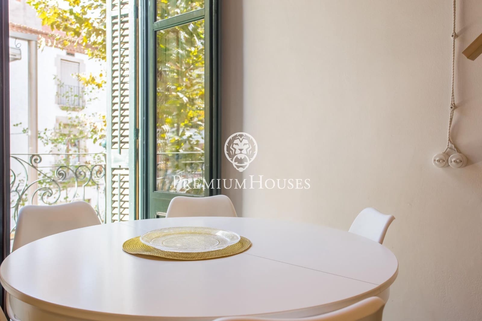 6 soveværelse Erhverv til salg i Canet de Mar - € 720.000 (Ref: 9264496)