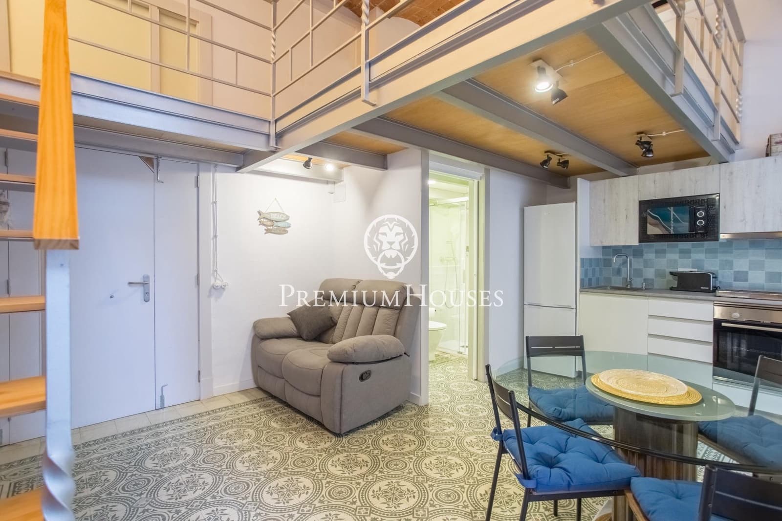 6 soveværelse Erhverv til salg i Canet de Mar - € 720.000 (Ref: 9264496)