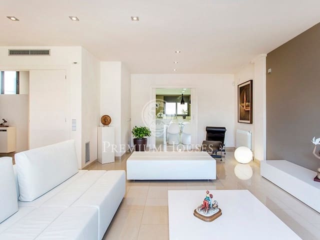 4 soveværelse Villa til salg i Vilassar de Dalt med swimmingpool - € 1.760.000 (Ref: 9264497)