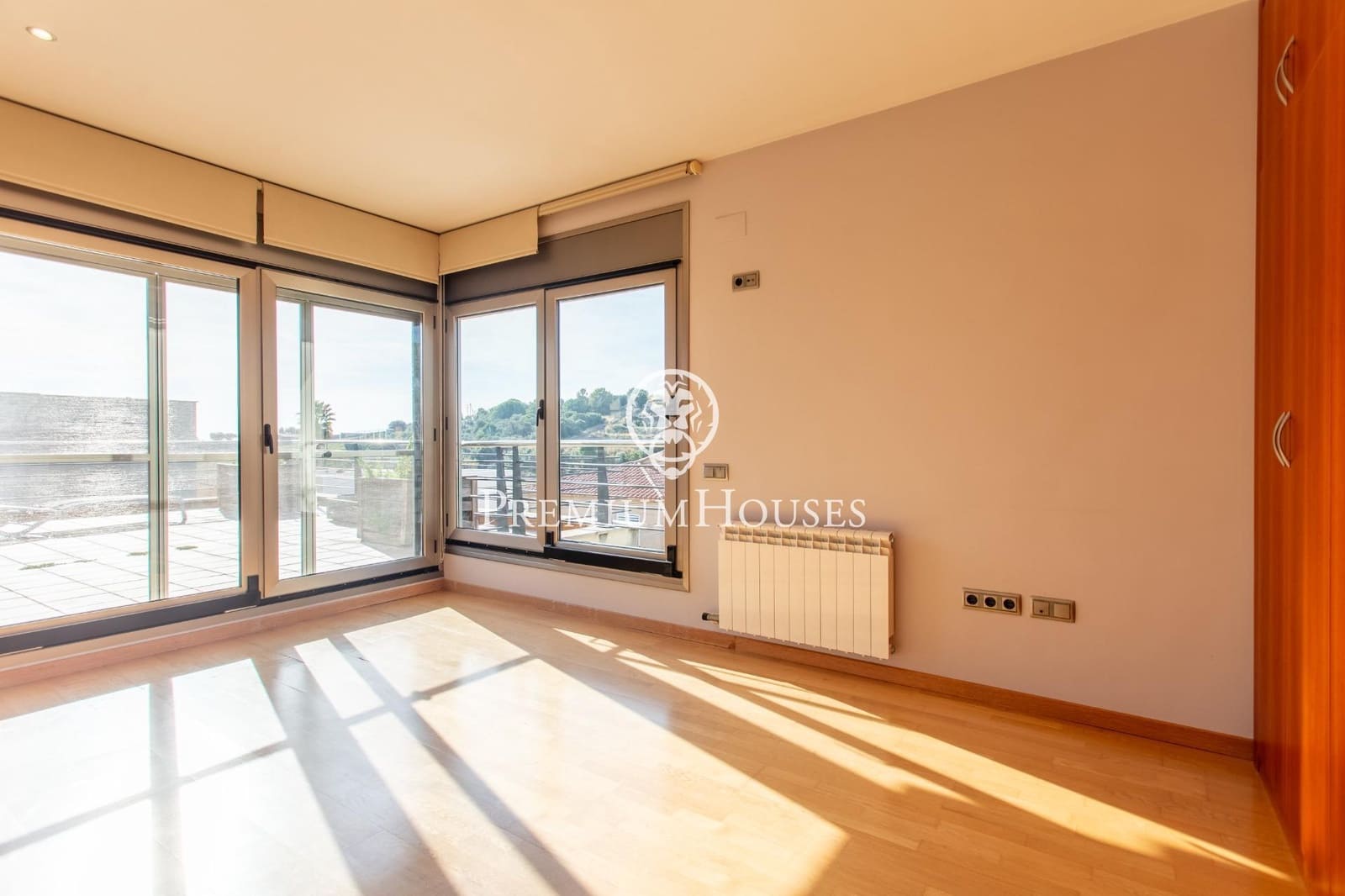 7 soveværelse Villa til salg i Alella med swimmingpool garage - € 1.200.000 (Ref: 9269717)