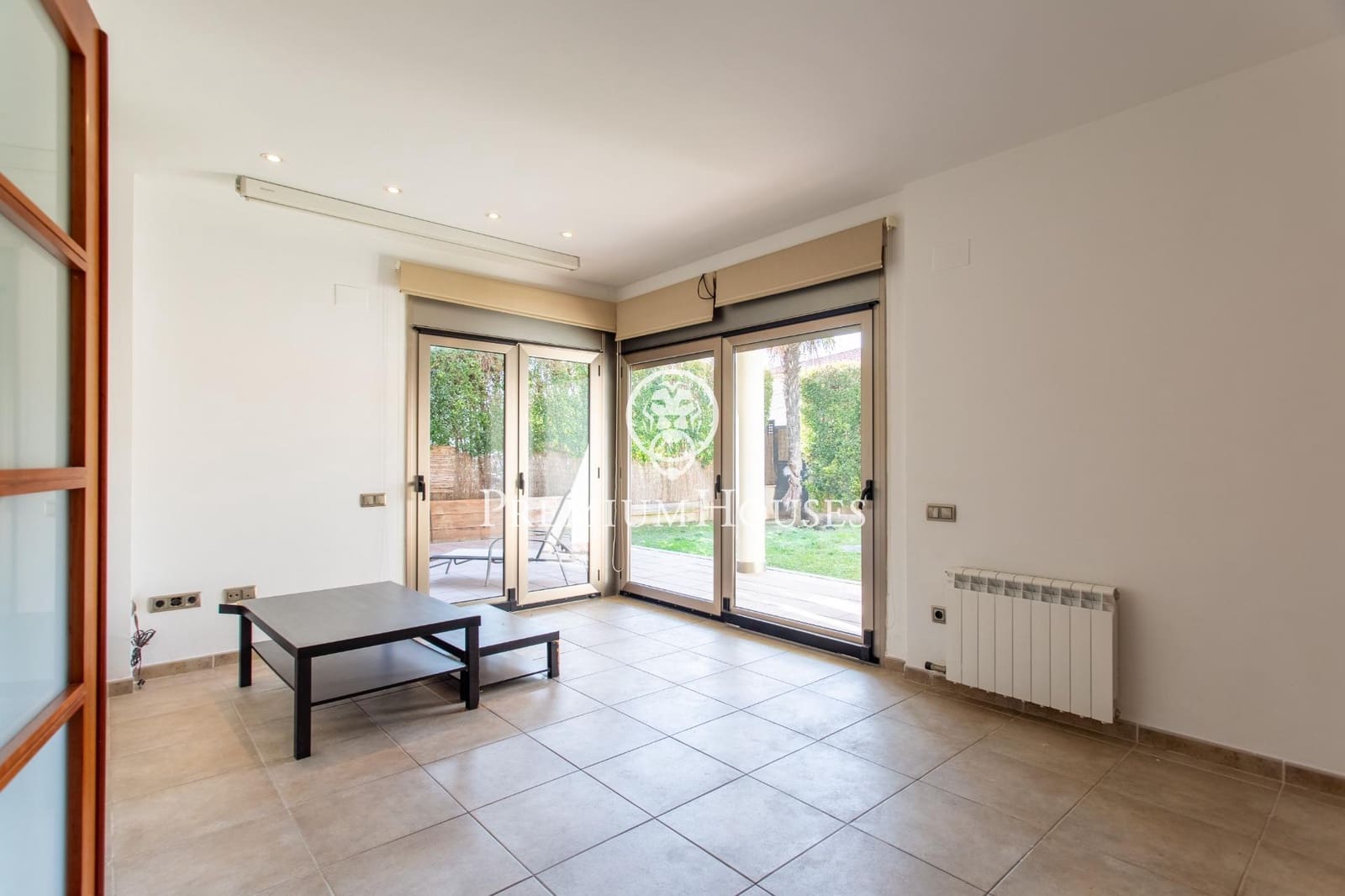 7 soveværelse Villa til salg i Alella med swimmingpool garage - € 1.200.000 (Ref: 9269717)