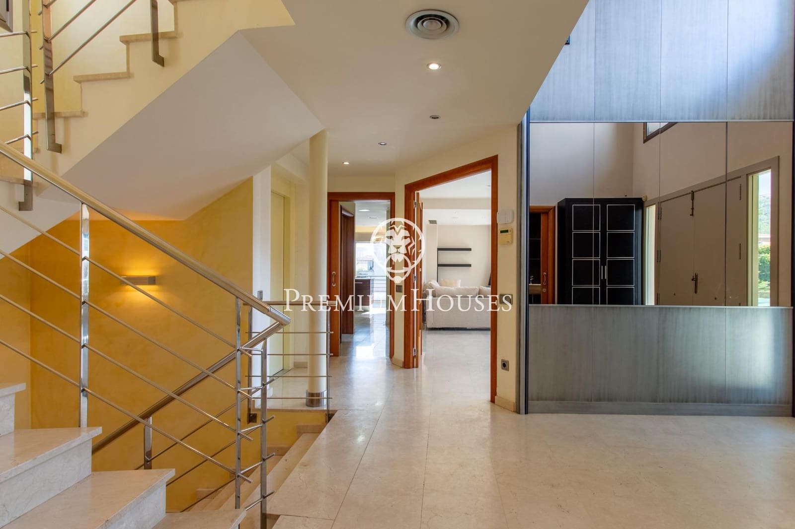 7 soveværelse Villa til salg i Alella med swimmingpool garage - € 1.200.000 (Ref: 9269717)