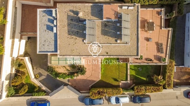 7 soveværelse Villa til salg i Alella med swimmingpool garage - € 1.200.000 (Ref: 9269717)