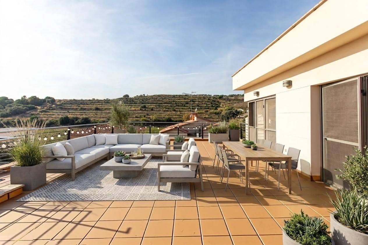 7 bedroom Villa for sale in Alella with pool garage - € 1,200,000 (Ref: 9269717)