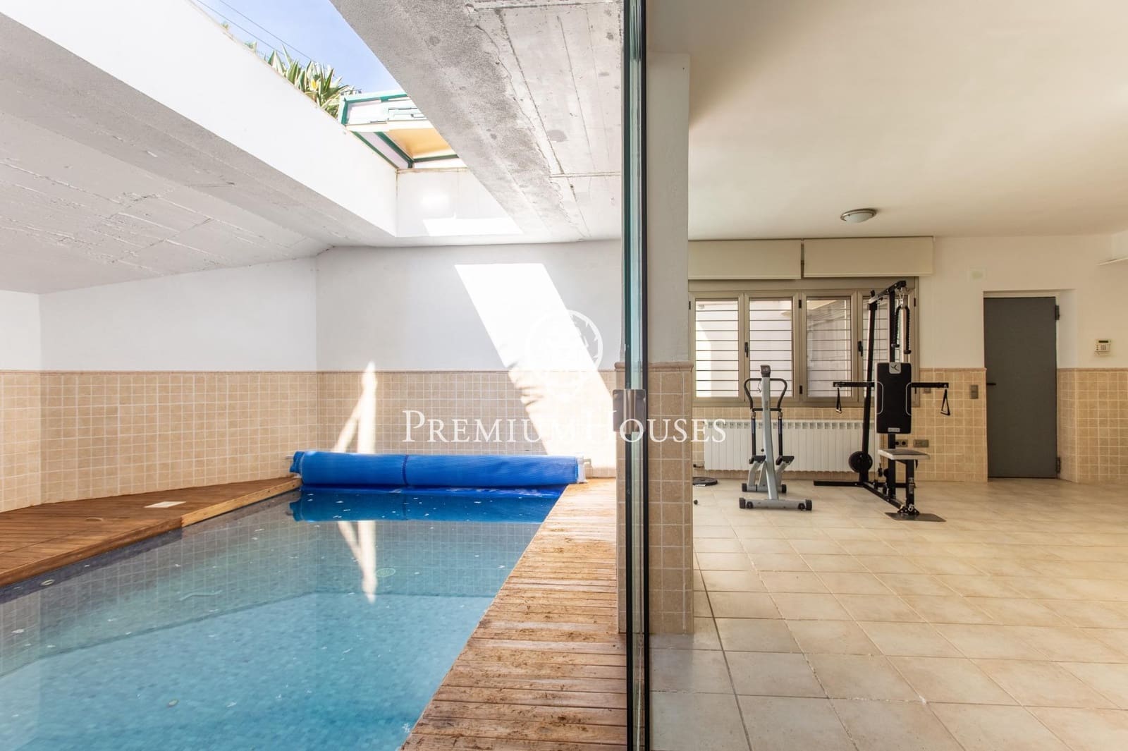 7 bedroom Villa for sale in Alella with pool garage - € 1,200,000 (Ref: 9269717)