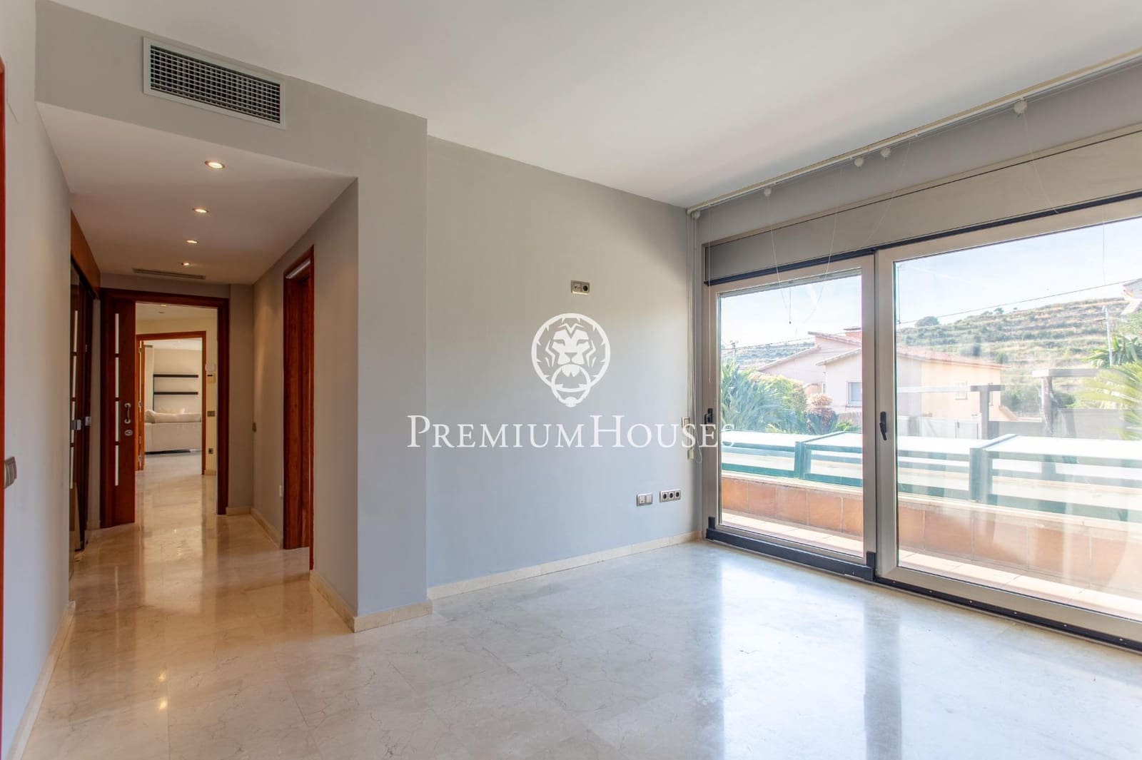 7 bedroom Villa for sale in Alella with pool garage - € 1,200,000 (Ref: 9269717)