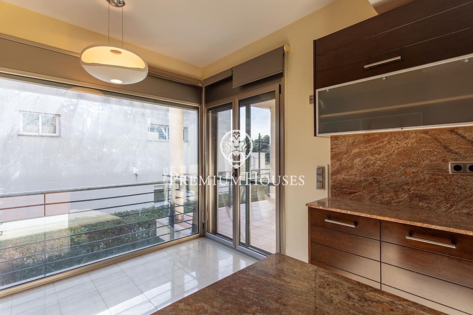 7 bedroom Villa for sale in Alella with pool garage - € 1,200,000 (Ref: 9269717)