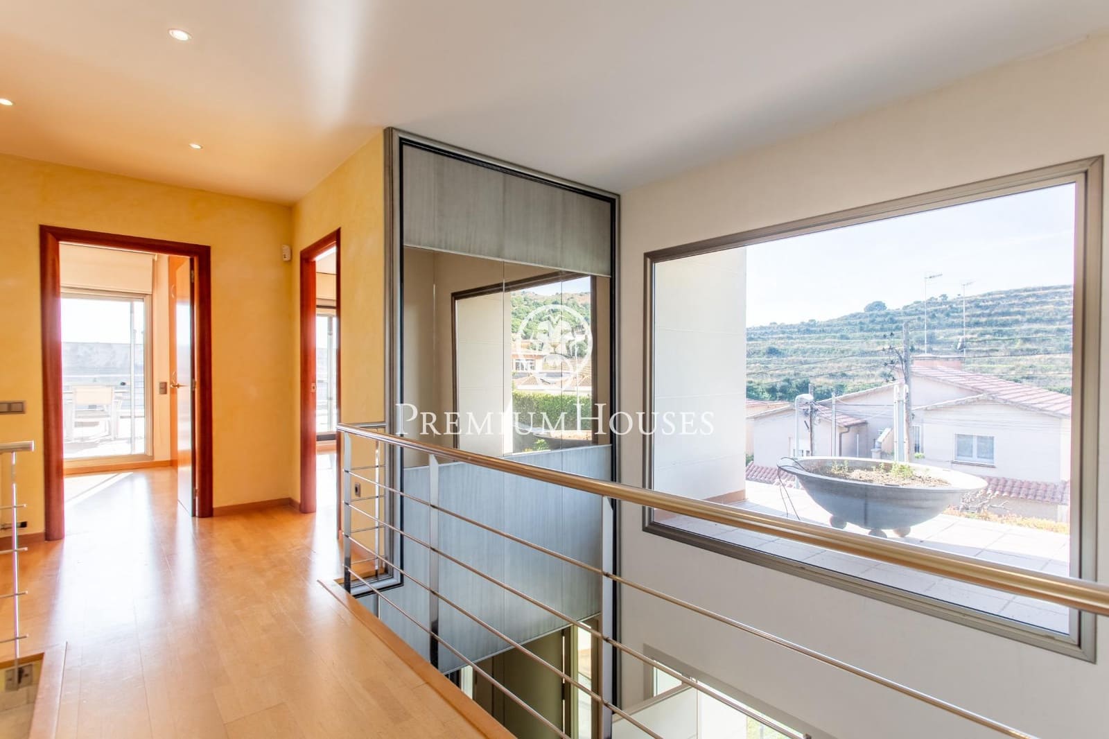 7 bedroom Villa for sale in Alella with pool garage - € 1,200,000 (Ref: 9269717)