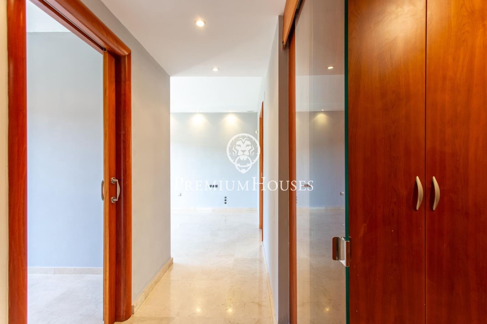 7 bedroom Villa for sale in Alella with pool garage - € 1,200,000 (Ref: 9269717)