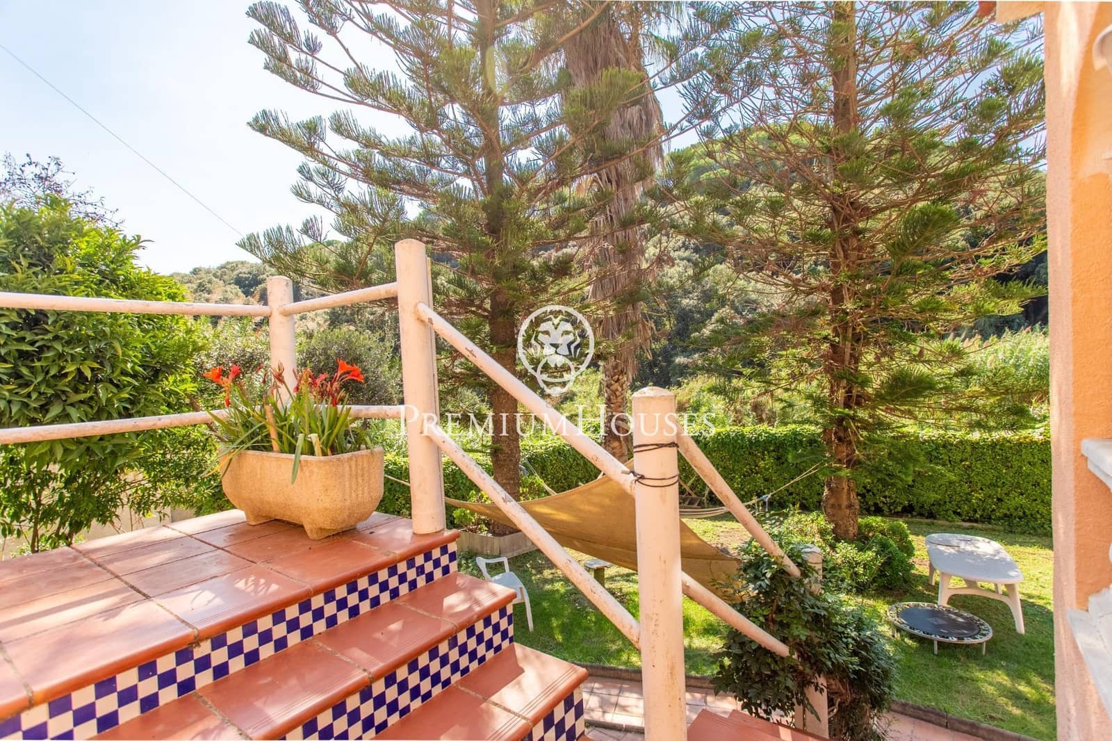 4 soveværelse Villa til leje i Calella med swimmingpool garage - € 2.500 (Ref: 9276321)