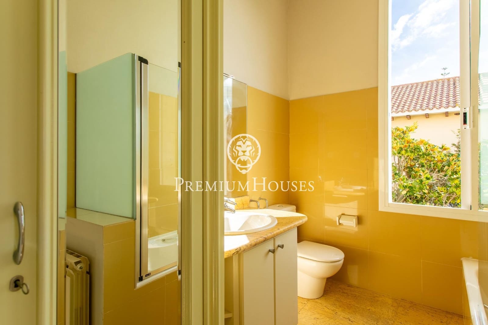 6 soverom Villa til salgs i El Masnou med svømmebasseng garasje - € 1 800 000 (Ref: 9276323)