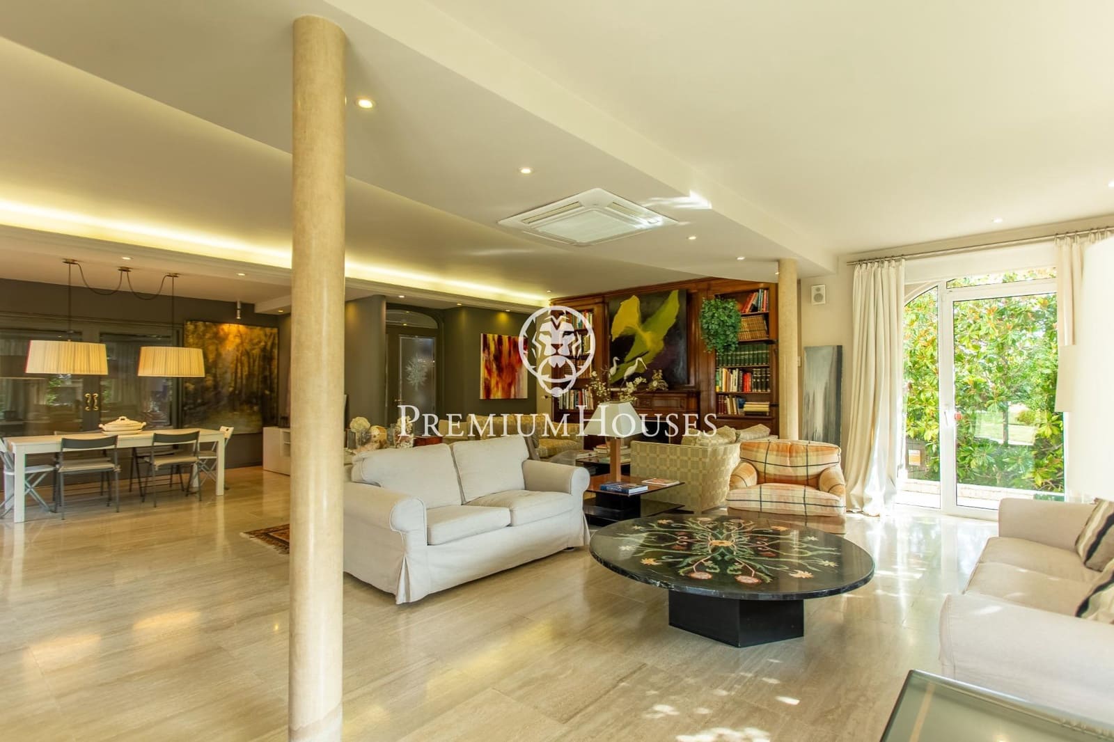 6 quarto Moradia para venda em El Masnou com piscina garagem - 1 800 000 € (Ref: 9276323)