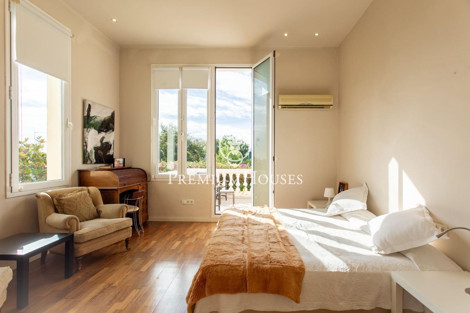 6 quarto Moradia para venda em El Masnou com piscina garagem - 1 800 000 € (Ref: 9276323)