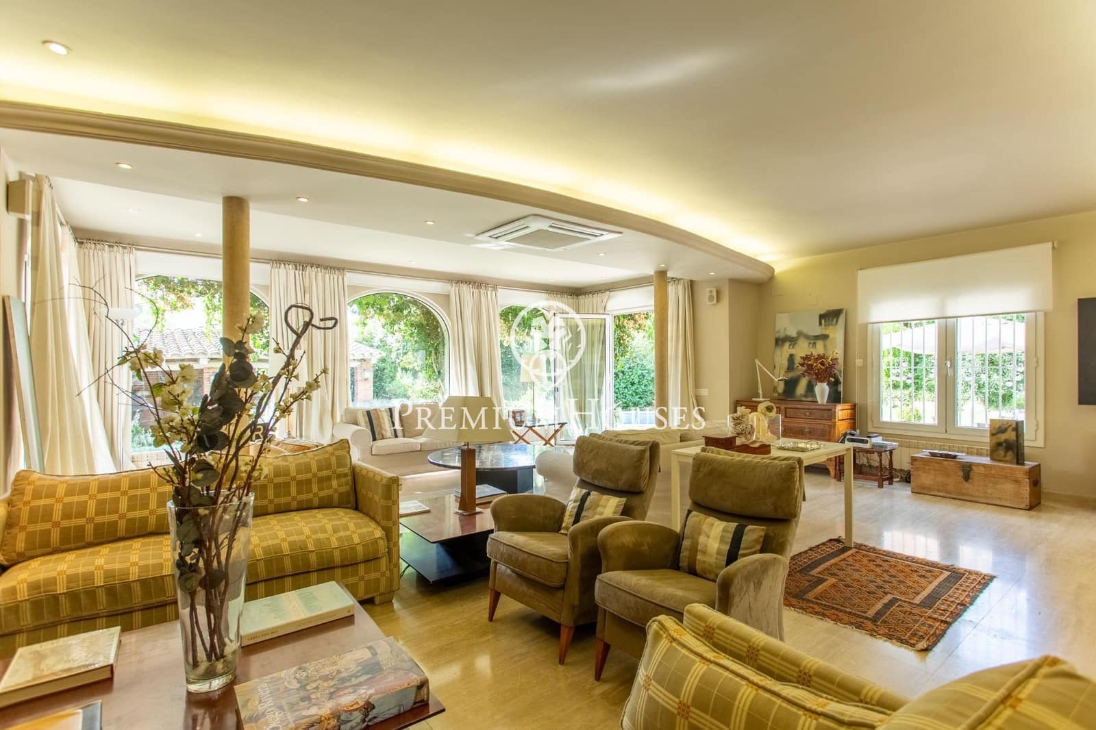 6 quarto Moradia para venda em El Masnou com piscina garagem - 1 800 000 € (Ref: 9276323)