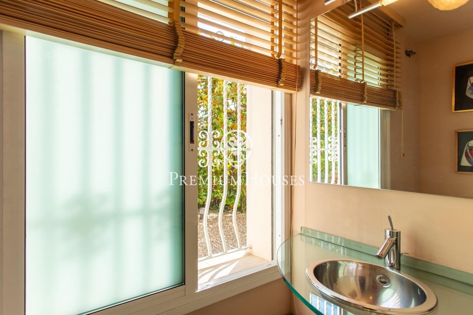 6 quarto Moradia para venda em El Masnou com piscina garagem - 1 800 000 € (Ref: 9276323)