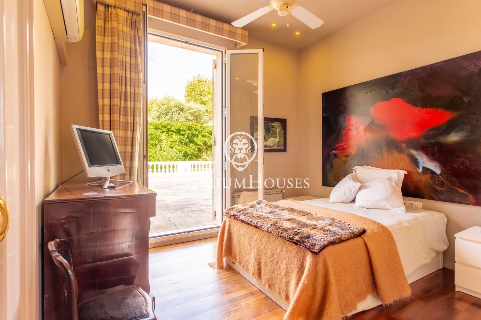 6 quarto Moradia para venda em El Masnou com piscina garagem - 1 800 000 € (Ref: 9276323)