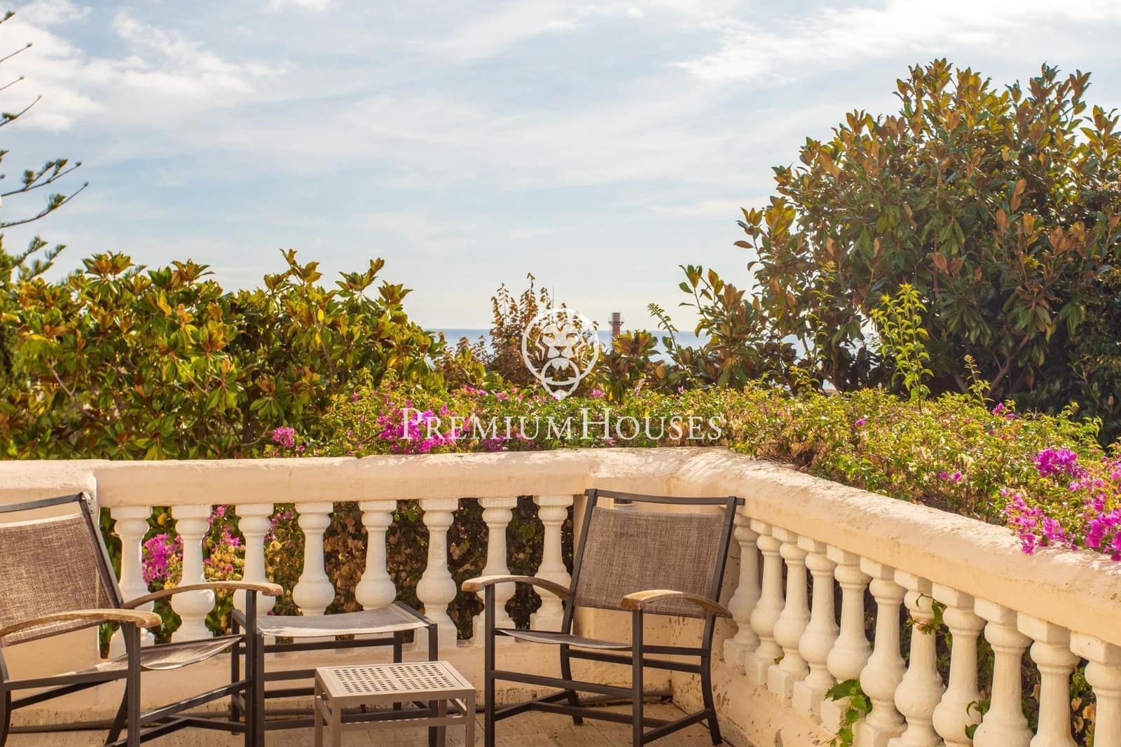 6 quarto Moradia para venda em El Masnou com piscina garagem - 1 800 000 € (Ref: 9276323)