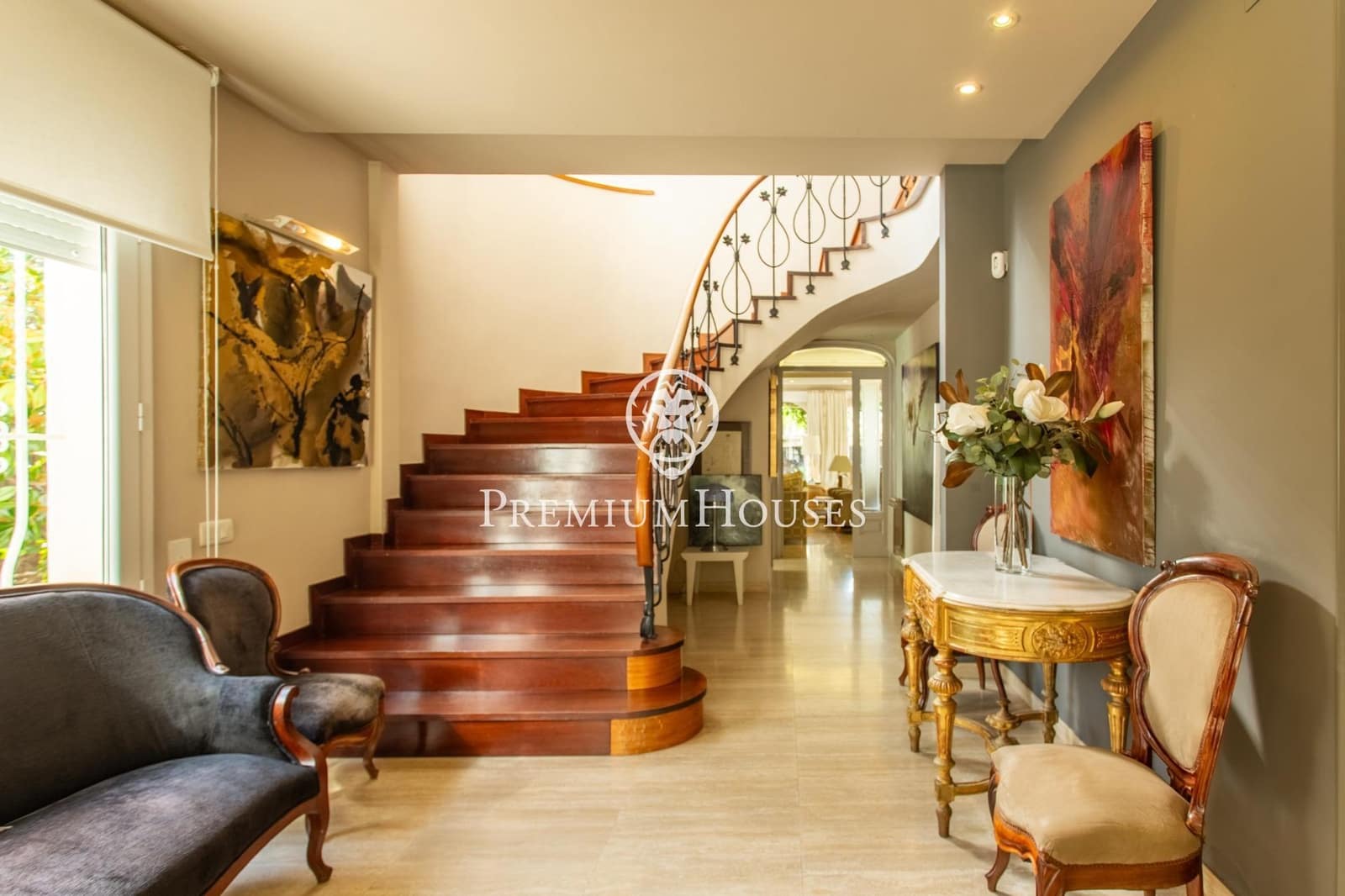 6 bedroom Villa for sale in El Masnou with pool garage - € 1,670,000 (Ref: 9276323)