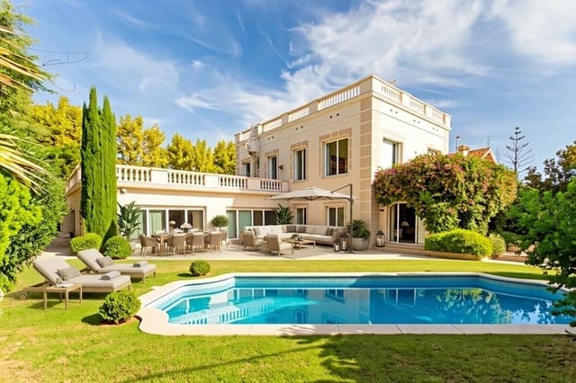 6 Zimmer Villa zu verkaufen in El Masnou mit Pool Garage - 1.670.000 € (Ref: 9276323)