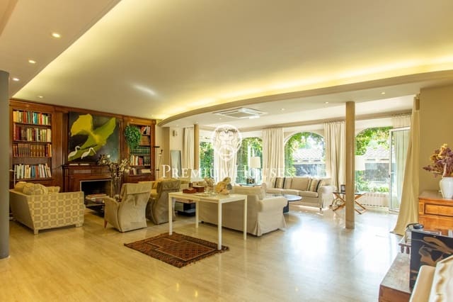 6 Zimmer Villa zu verkaufen in El Masnou mit Pool Garage - 1.670.000 € (Ref: 9276323)