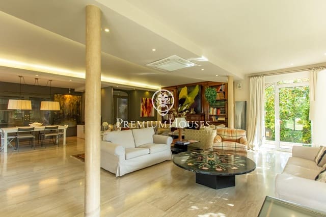 6 Zimmer Villa zu verkaufen in El Masnou mit Pool Garage - 1.670.000 € (Ref: 9276323)