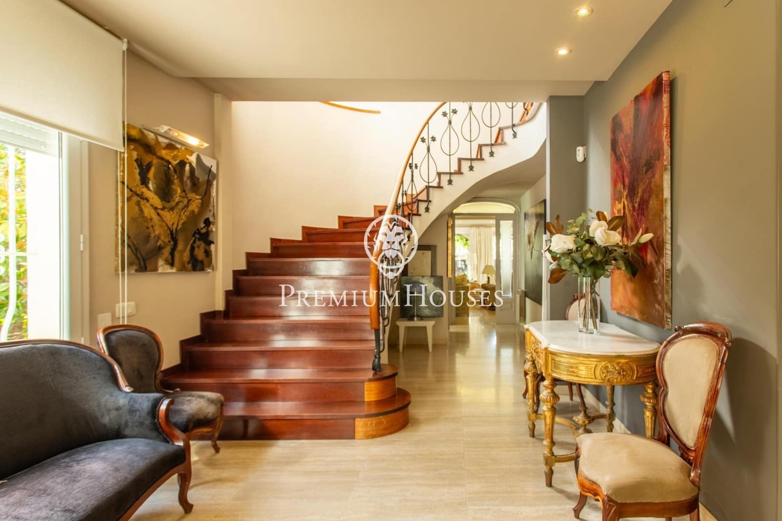 6 bedroom Villa for sale in El Masnou with pool garage - € 1,670,000 (Ref: 9276323)